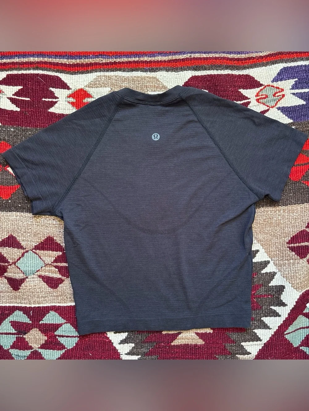 Lululemon crop top